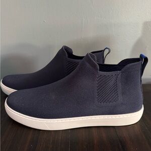 Brand New Rothy's Navy Chelsea Boots Size 13